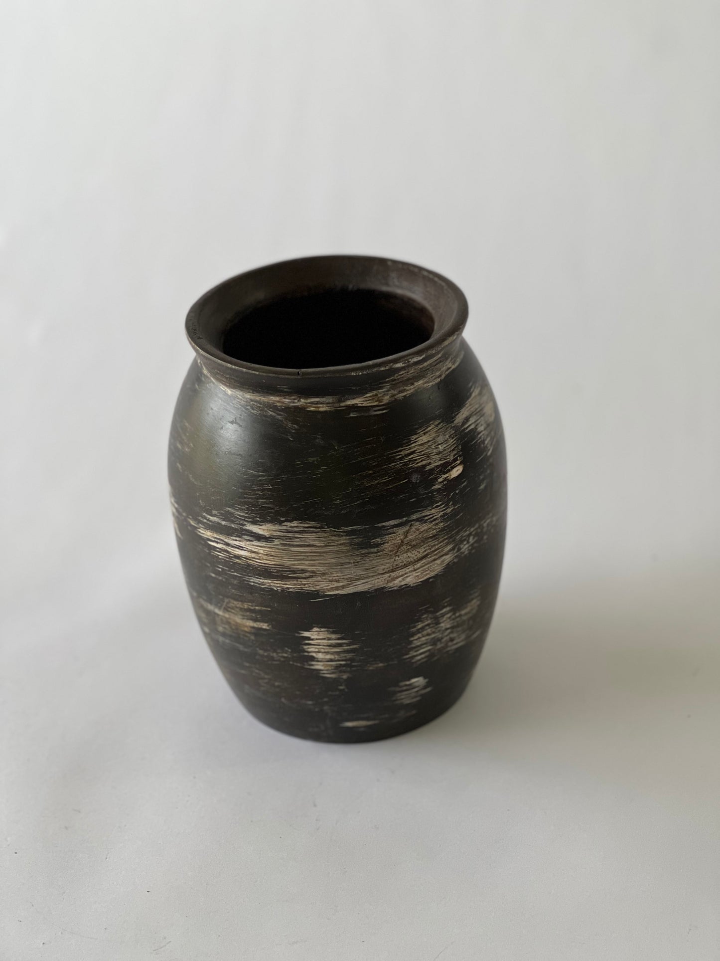 Small Indonesian Handmade Wooden Pot – Black Brown with White Splashes (20x16cm)