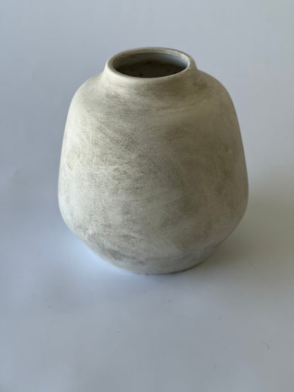 White Stoneware Vase – 20x20cm, Ideal for Faux Flowers