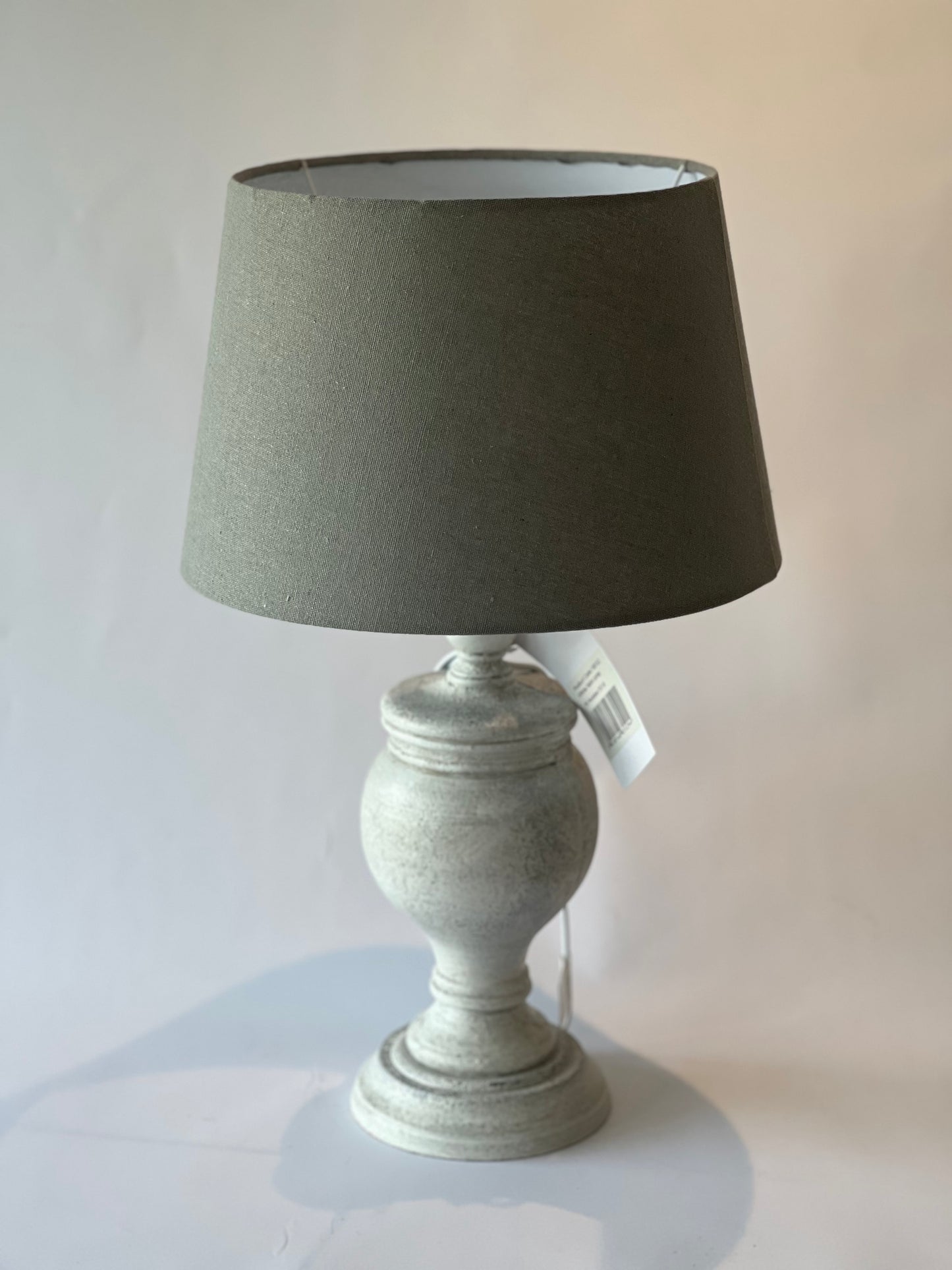 Uthina Table Lamp – Classic Urn-Inspired Base