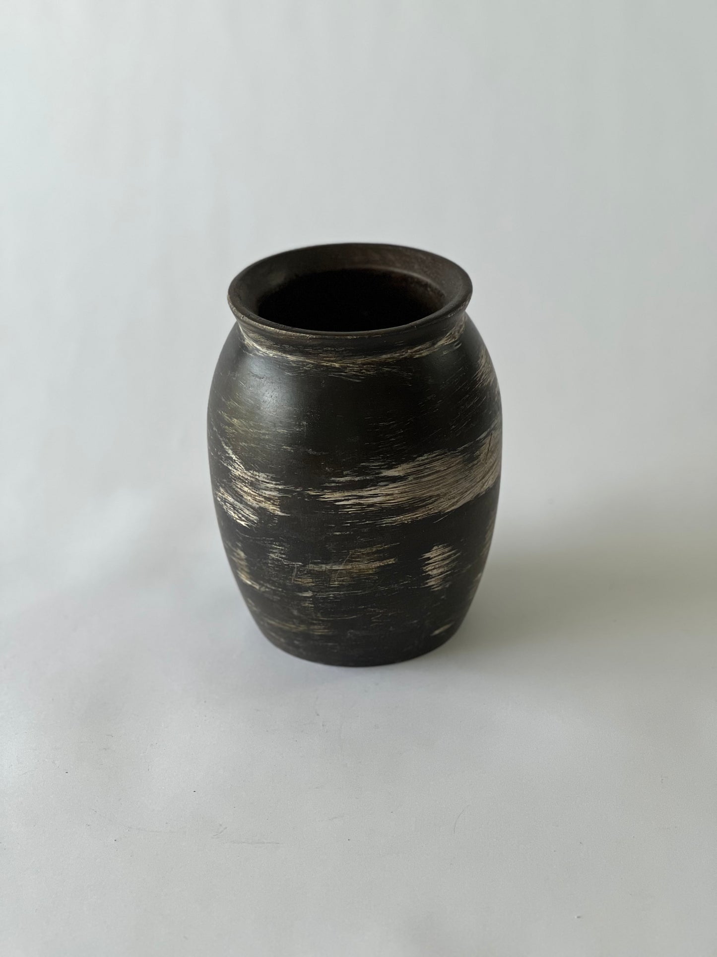 Small Indonesian Handmade Wooden Pot – Black Brown with White Splashes (20x16cm)