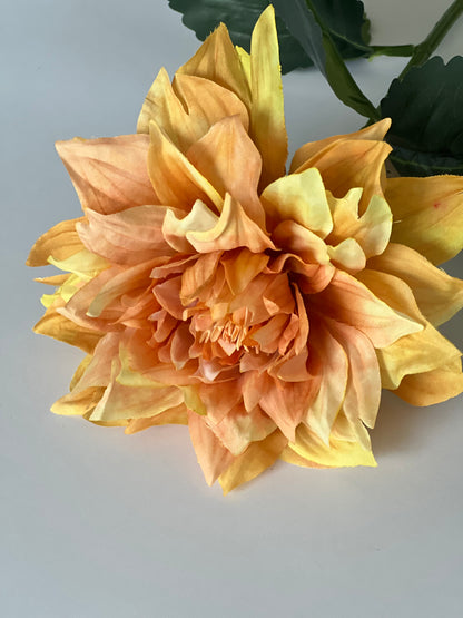 Juliet Dahlia faux stem 65cm